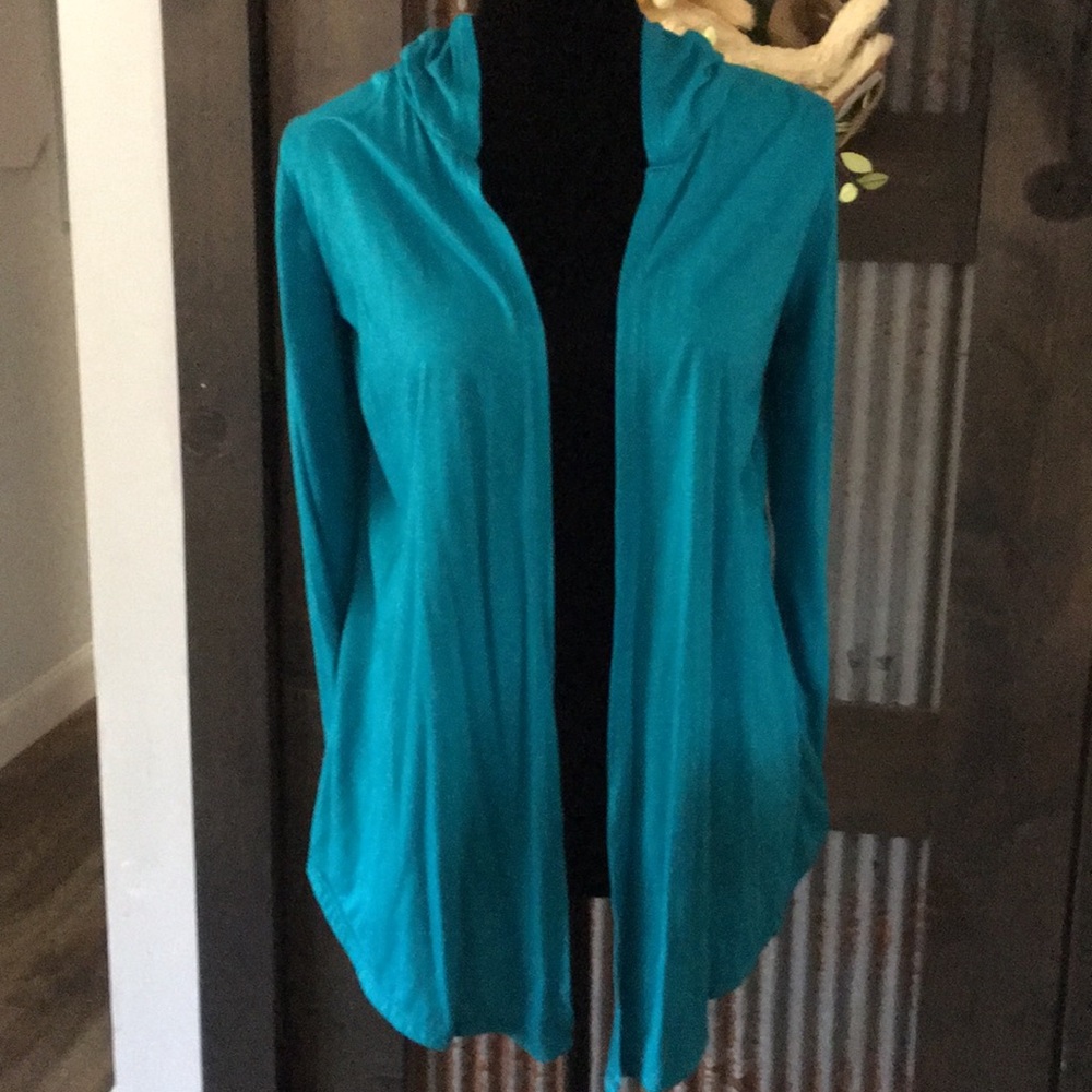 Zebra Essentials size M light weight jacket